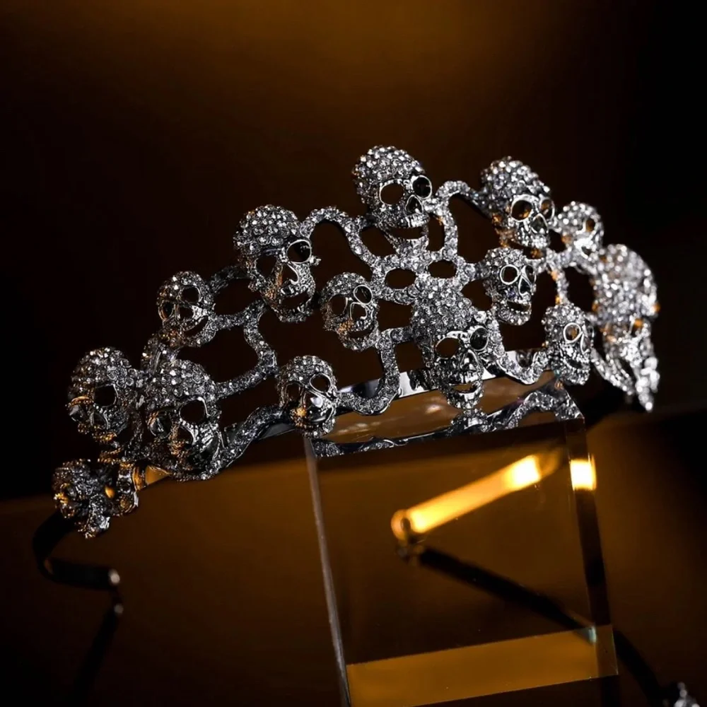 NWT 💎💀💎 PIPER k crystals embroidered skulls tiara crown